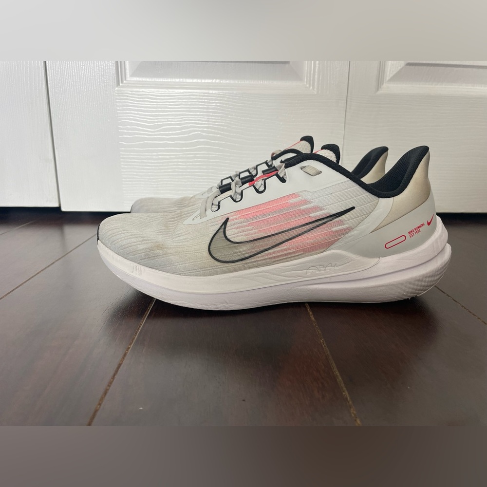 Nike Winflo 9 Running Shoes - Picture 5 of 15